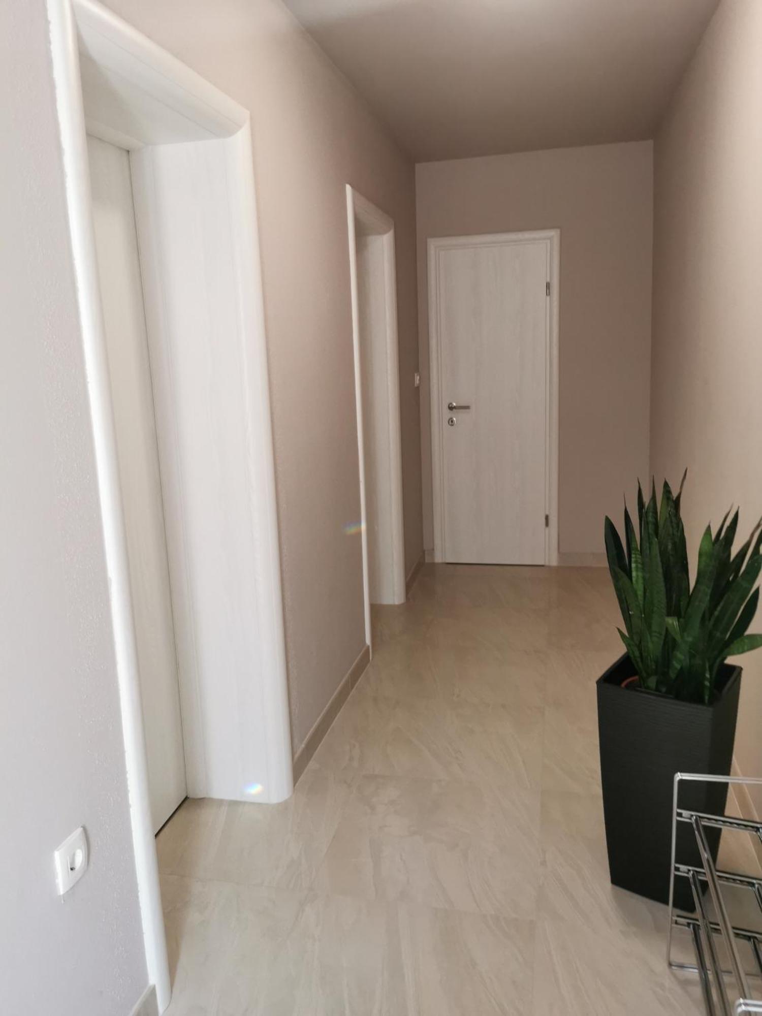 פובילה Apartment Luki מראה חיצוני תמונה